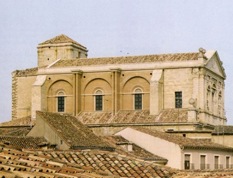 <strong>Reconstrucción de la Iglesia de Santa Cruz en Medina del Rioseco, Valladolid, España</strong><br/>Año 1988